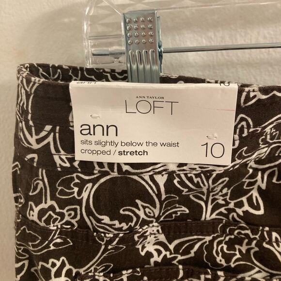 NWT Loft Ann Pants in Brown with White Floral Design - Size 10 - Picture 5 of 7